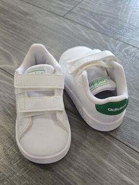 adidas White Sneakers with Green Heel Tab - Kids Velcro Size 5K